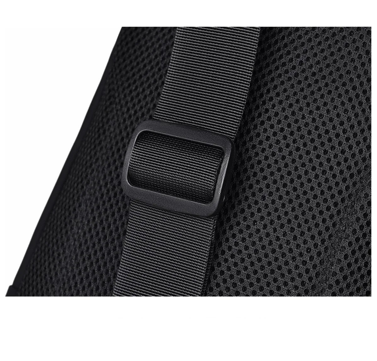 KANGAROO CROSS BODY BAG